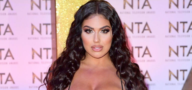 Mandi Vakili Net Worth